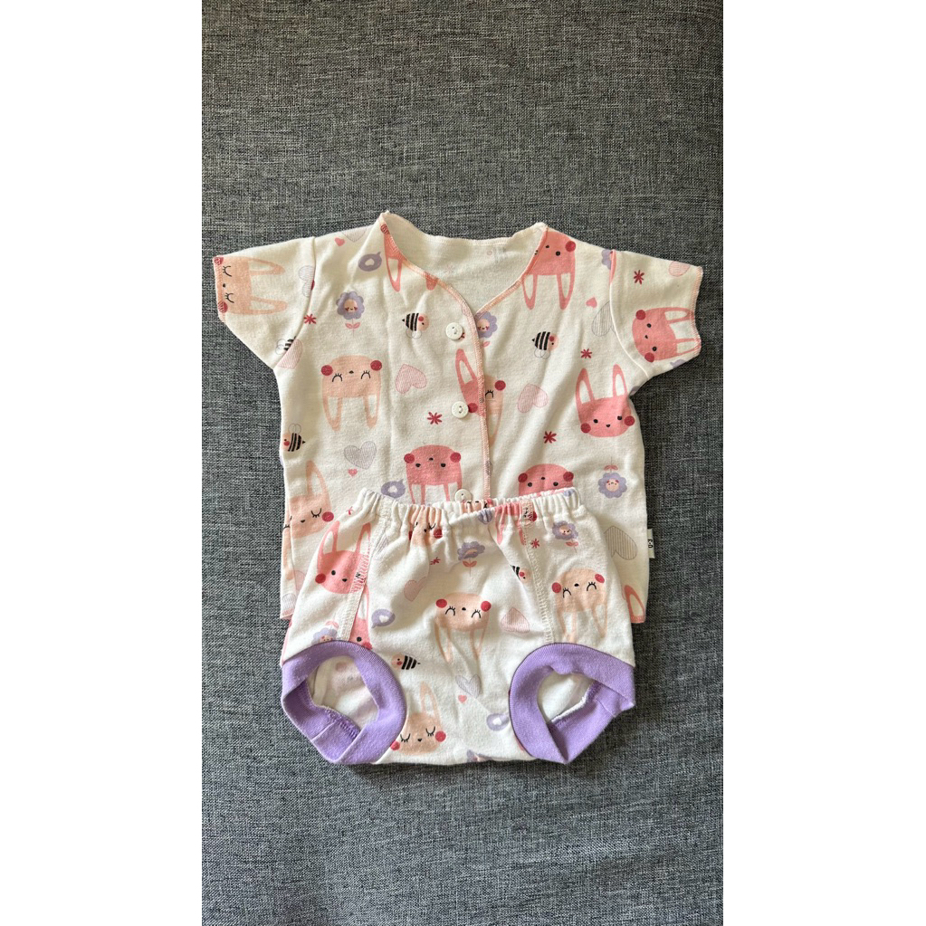 Preloved baju bayi perempuan 0-3 Bulan merk yusa