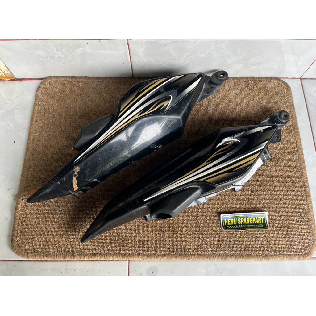 Cover body belakang byson