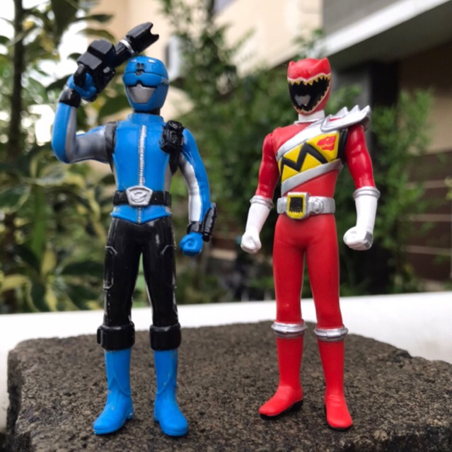 POWER RANGER KYO RYU GO BUSTER SET 2 BANDAI ACTION FIGURE