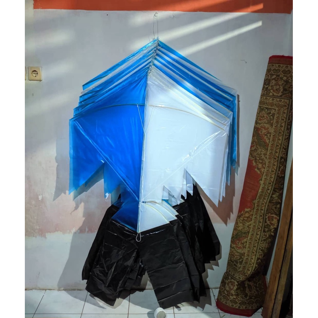 Layangan IKAN 1 meter. Layangan ikan-ikanan mudah terbang. Pelayang Desa