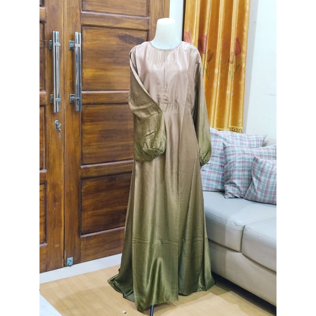 [PRELOVED] Ombre dress house of amee | abaya size XXL