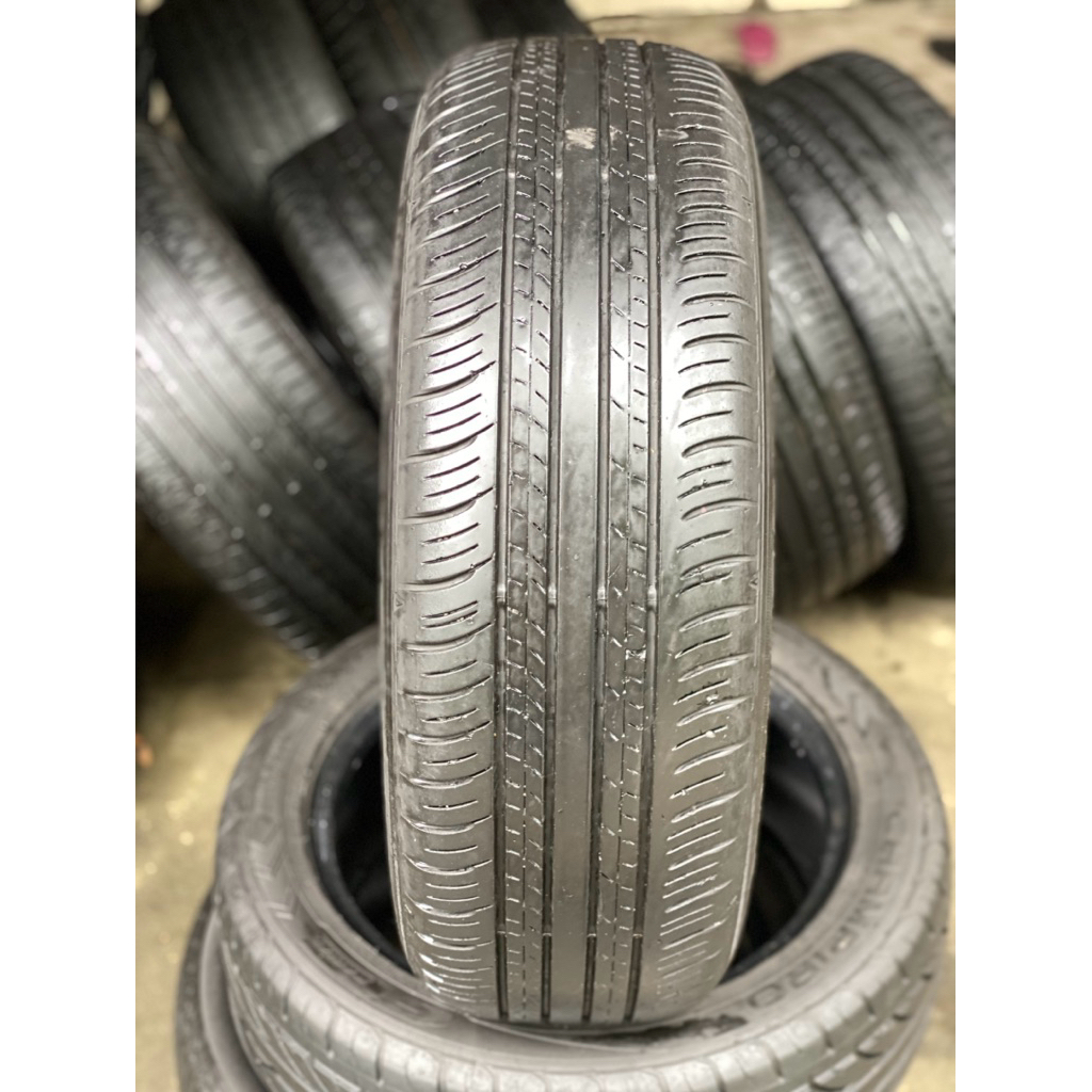 Ban 215/60 ring 17 Dunlop Enasave