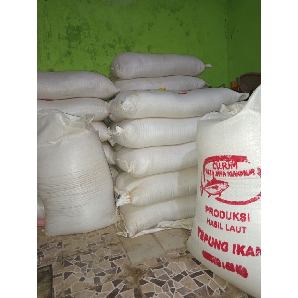 Termurah 50 Kg Tepung Ikan Tinggi Protein untuk Pakan Ternak Alternatif