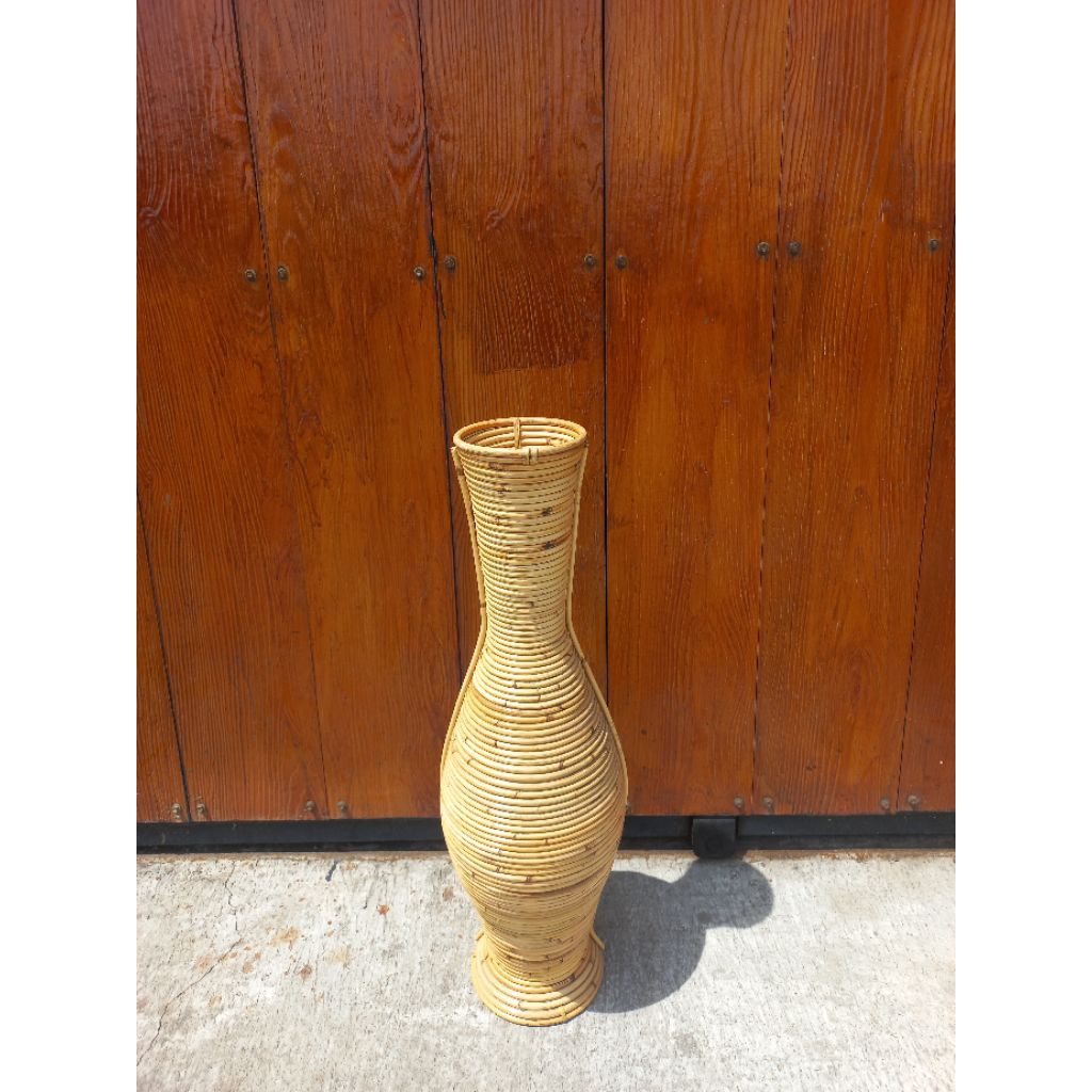 Guci Rotan Naturall tinggi 70cm