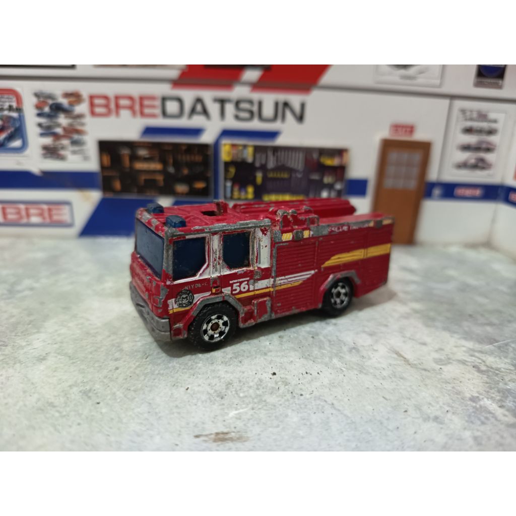 matchbox dennis sabre fire rescue junk red