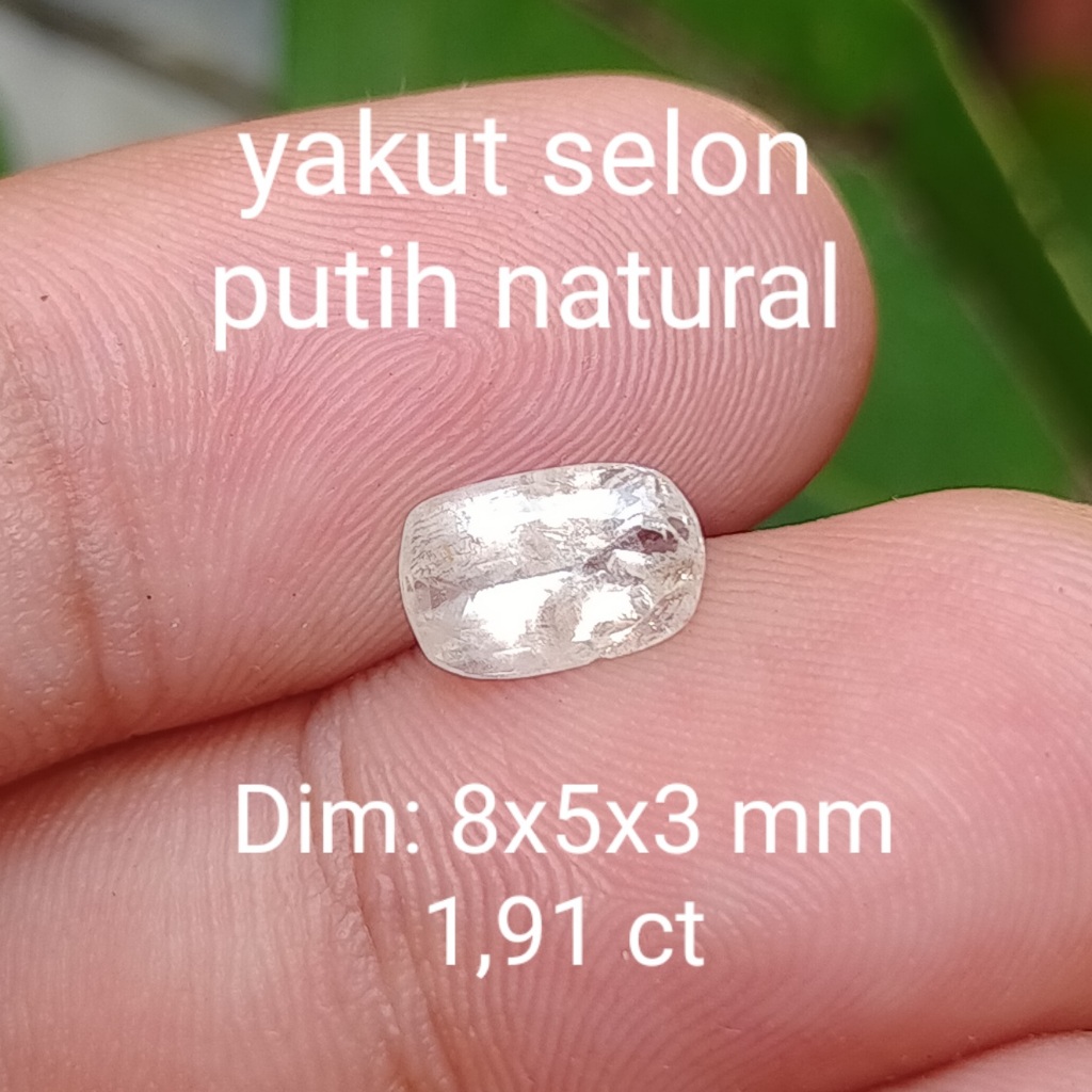 BATU YAKUT SRILANKA PUTIH NATURAL ASLI cek batu lainnya yaman api wulung opal bacan permata kalimaya