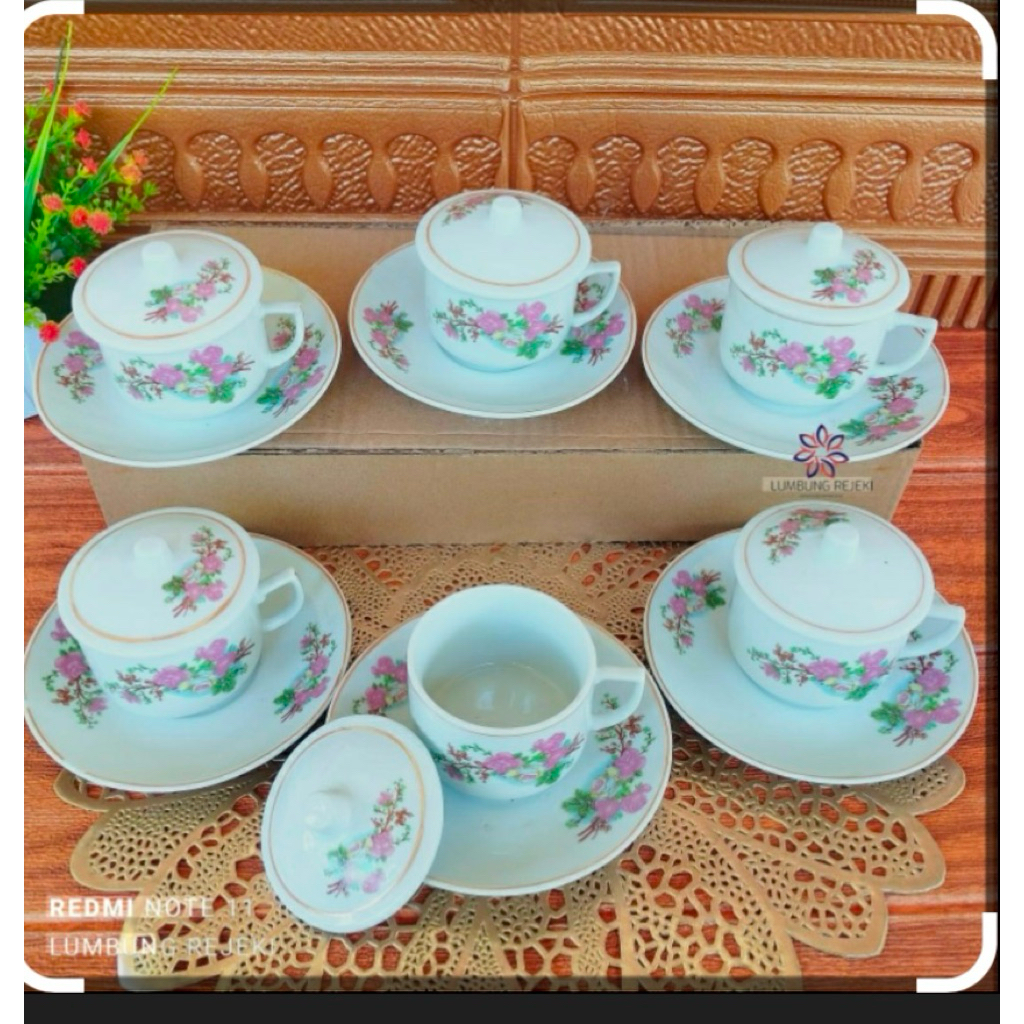 CANGKIR KOPI KELASIK  SATU sET (6pcs)+CANGKIR+TUTUP+LEPEK