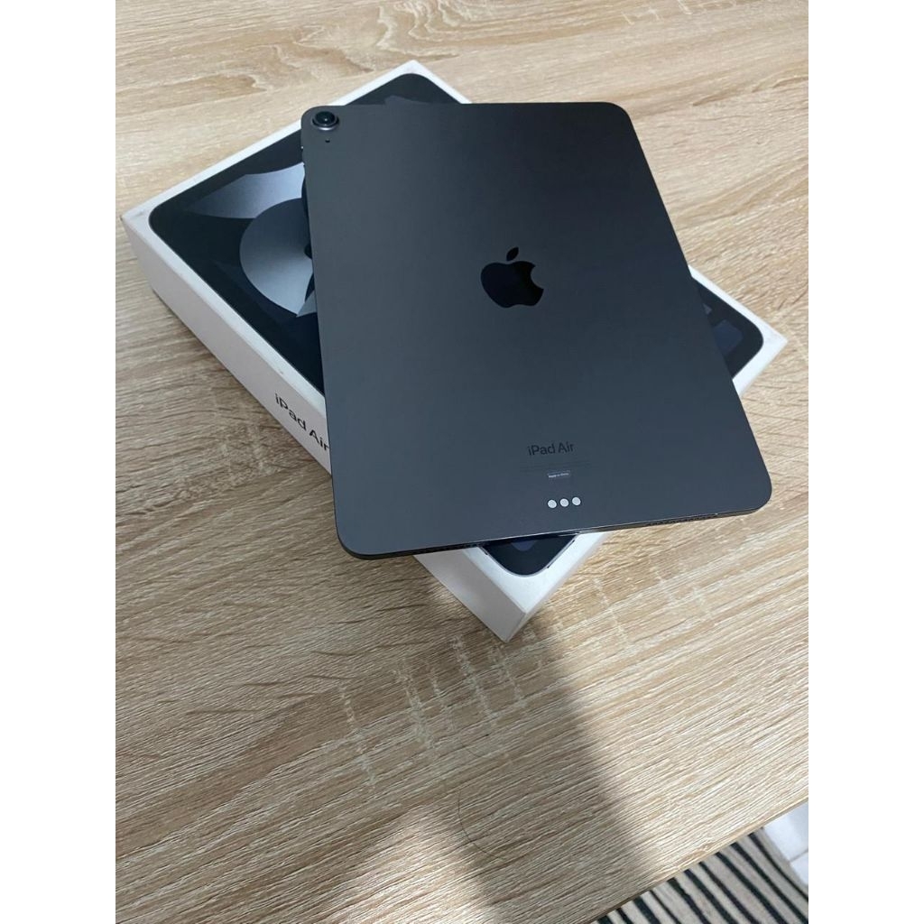 iPad Air Gen 5 (M1)