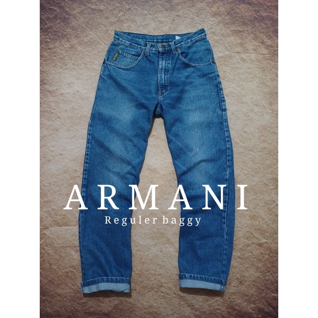 Celana jeans pria keren ARMANI model reguler bekas pakai