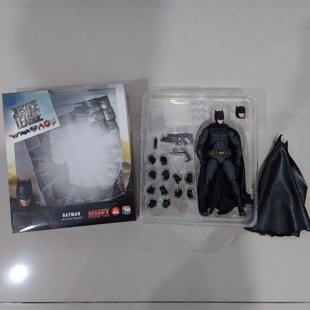 Batman Mafex Ori Asli