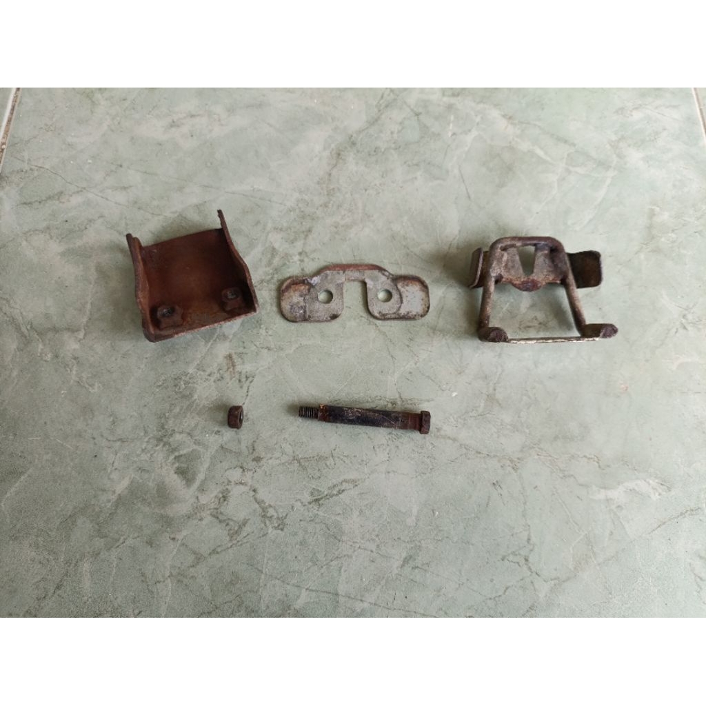 ENGSEL TAHANAN ENGSEL PENGAIT JOK F1ZR FIZR FORCE1 ORIGINAL COPOTAN