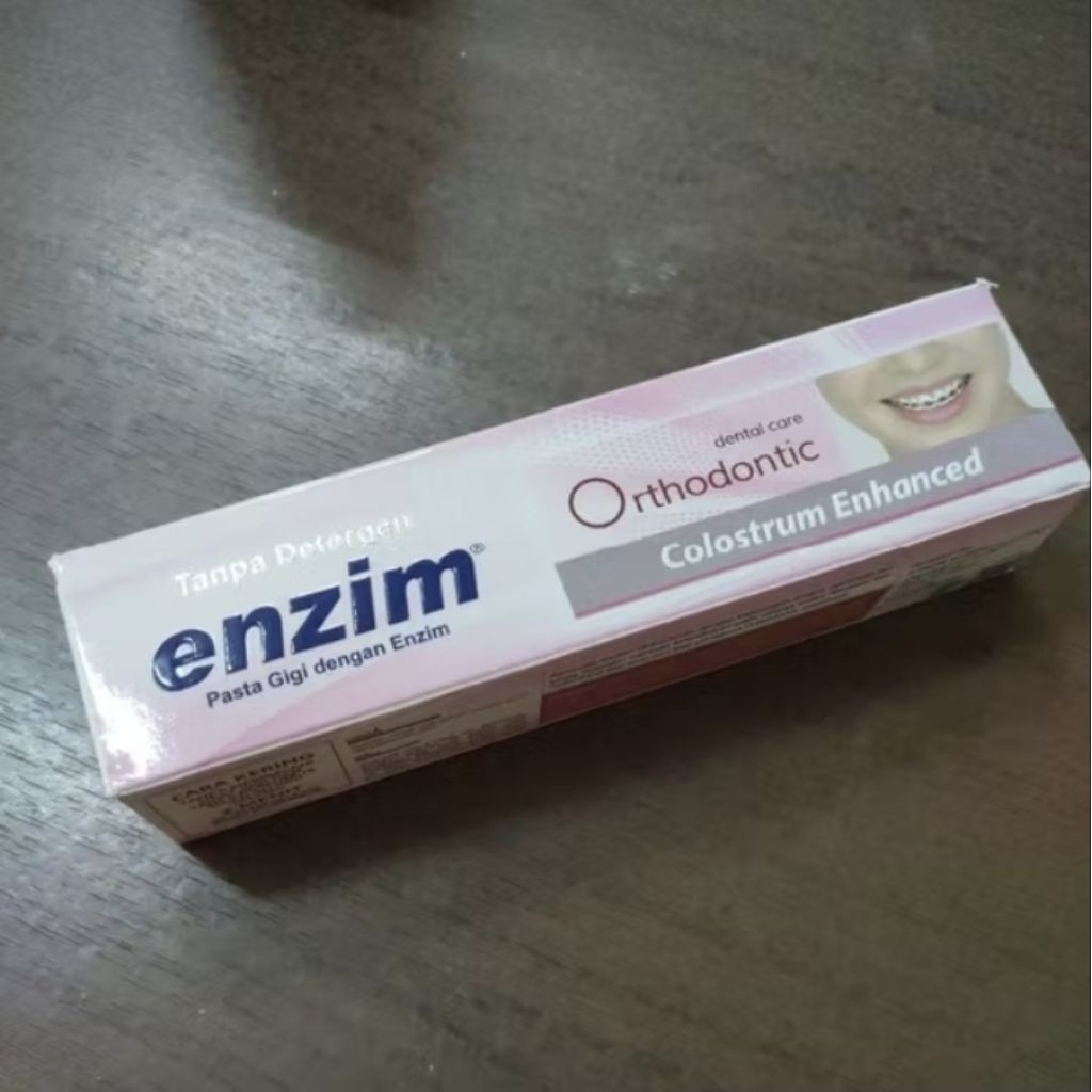 <free sikat gigi orto. di dalam kemasan> pasta gigi Enzim BESAR 124 gr buat orang yang pakai kawat g