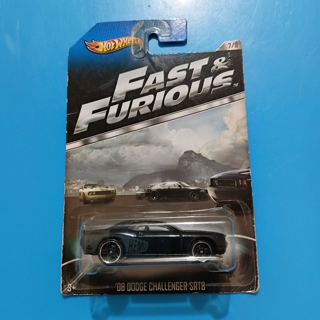 Hot Wheels 08 Dodge Challenger SRT 8 Fast and Furious 2012