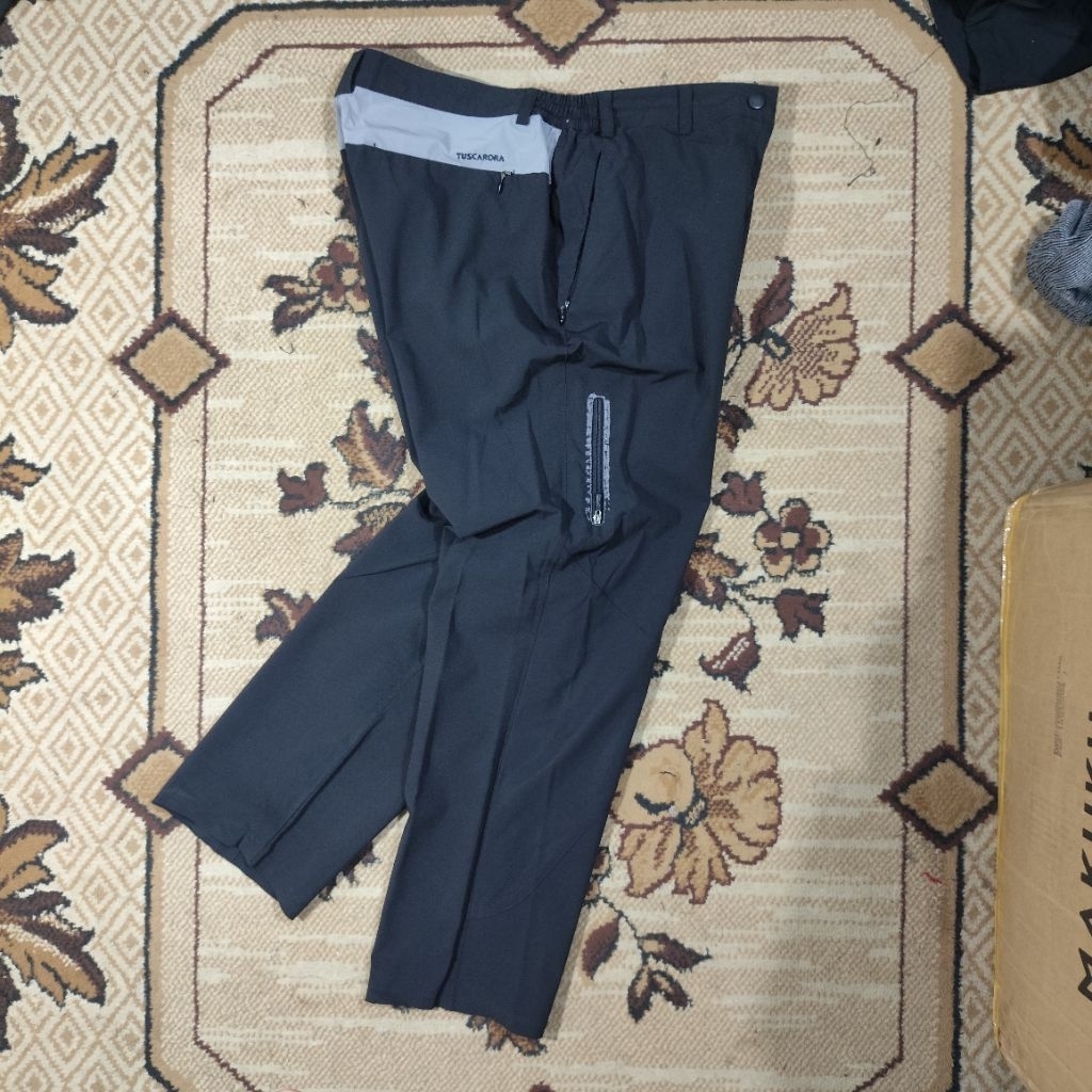 CELANA HIKING CELANA OUTDOOR SECOND TUSCARORA