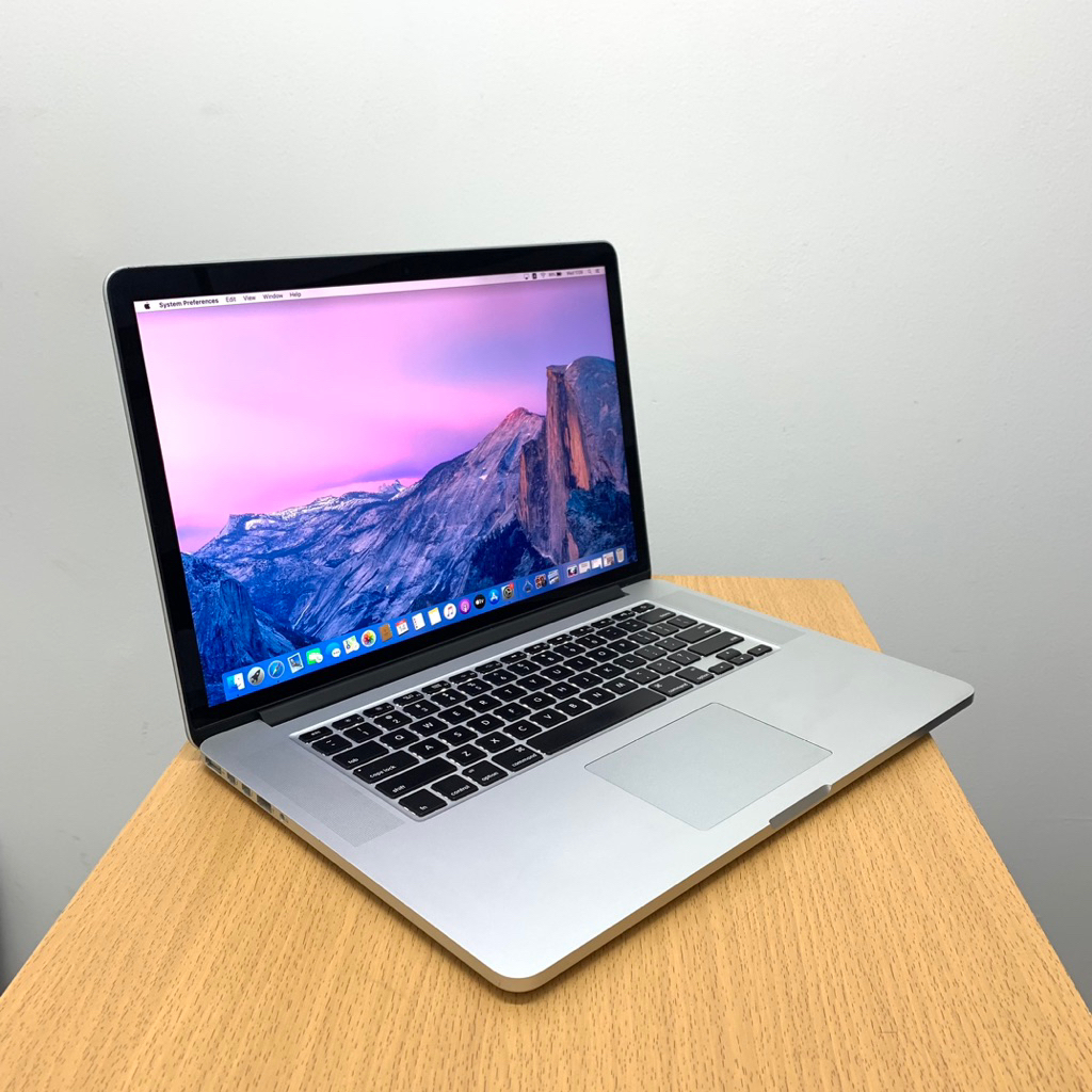 Macbook Pro Retina 15inch 2013 core i7 || RAM 16gb SSD 512gb - BACKLIGHT