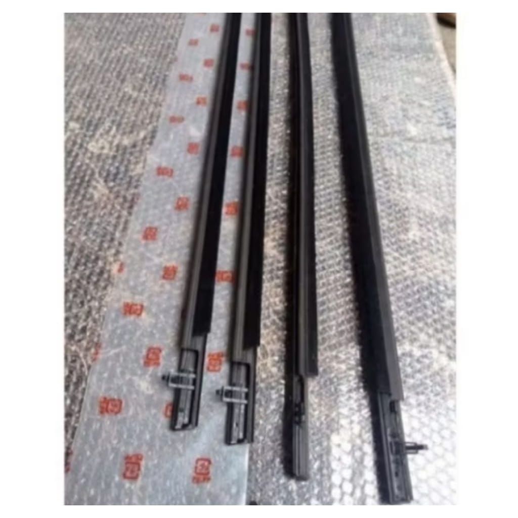 water strip pelipit kaca luar honda freed original