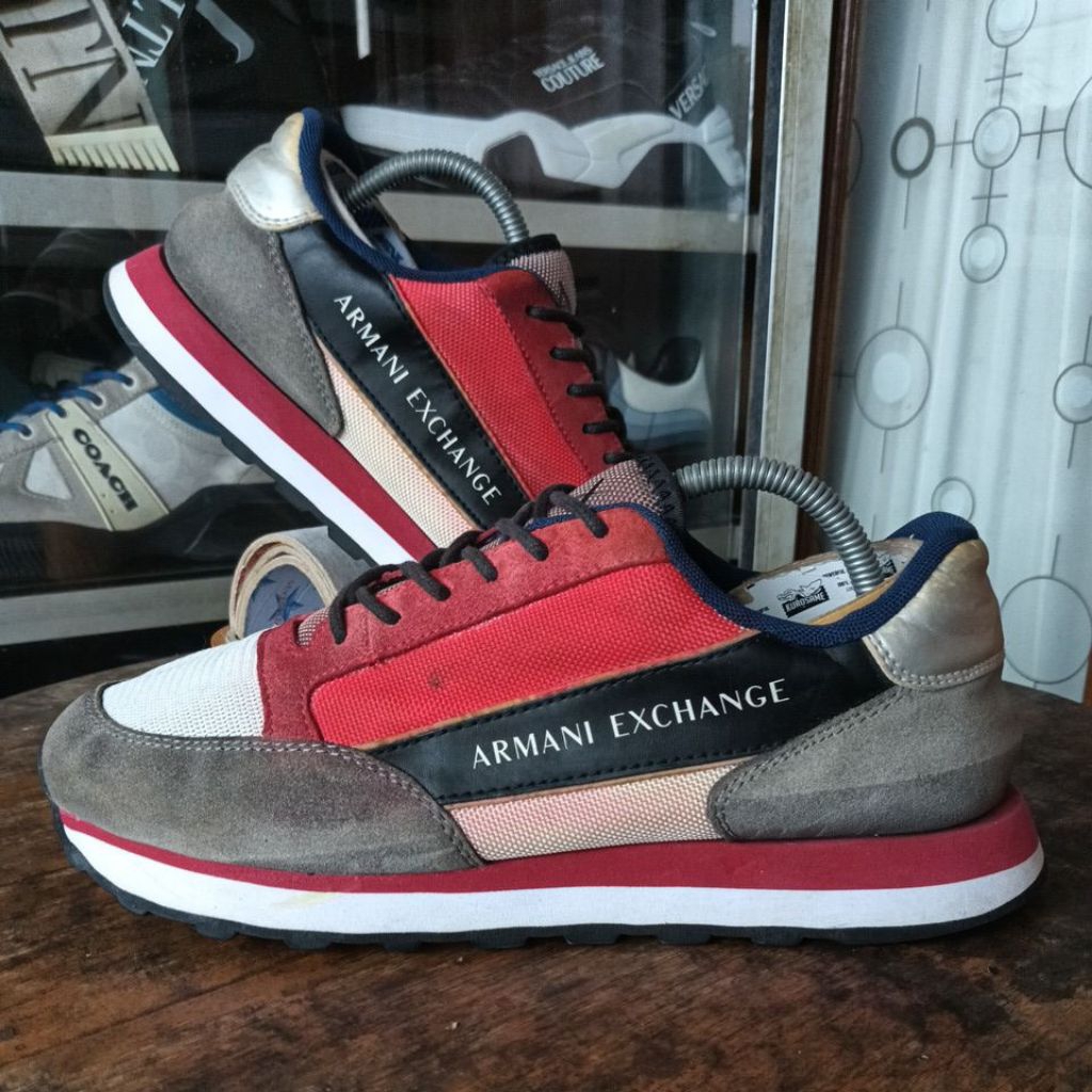 sepatu Armani exchange sport size 43