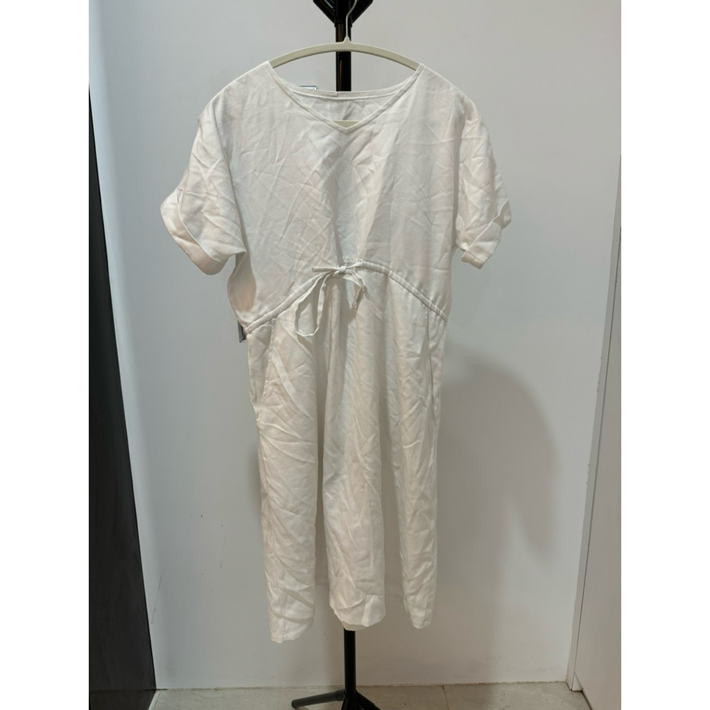dress putih linen preloved