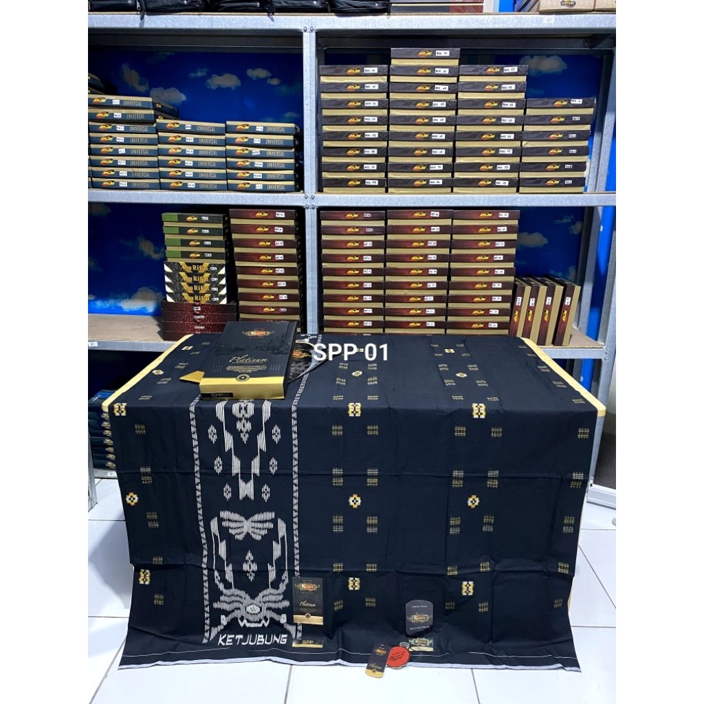 Sarung Ketjubung Platinum GOLD & SILVER Motif SPP, DIS (Hitam & Putih)