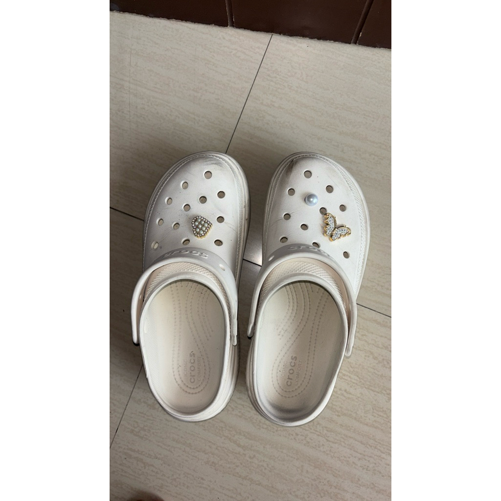 STOMP CLOG CROCS WHITE 42-43