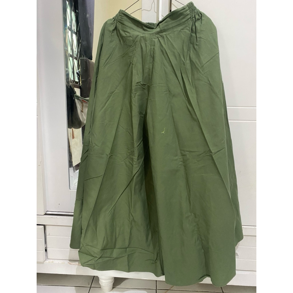PL Rok Celana wanita wrna hijau army