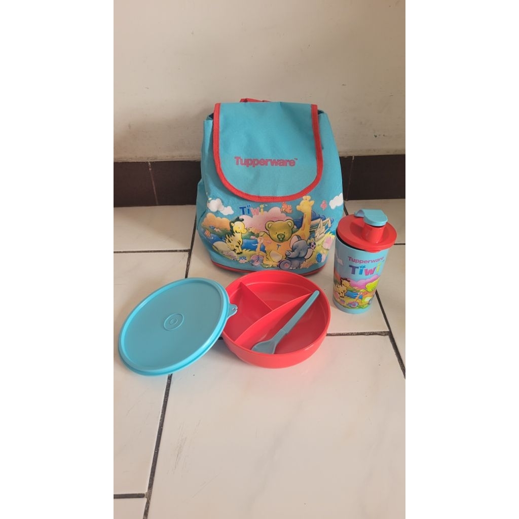 SET BEKAL TUPPERWARE TIWI ( set makan + tas )