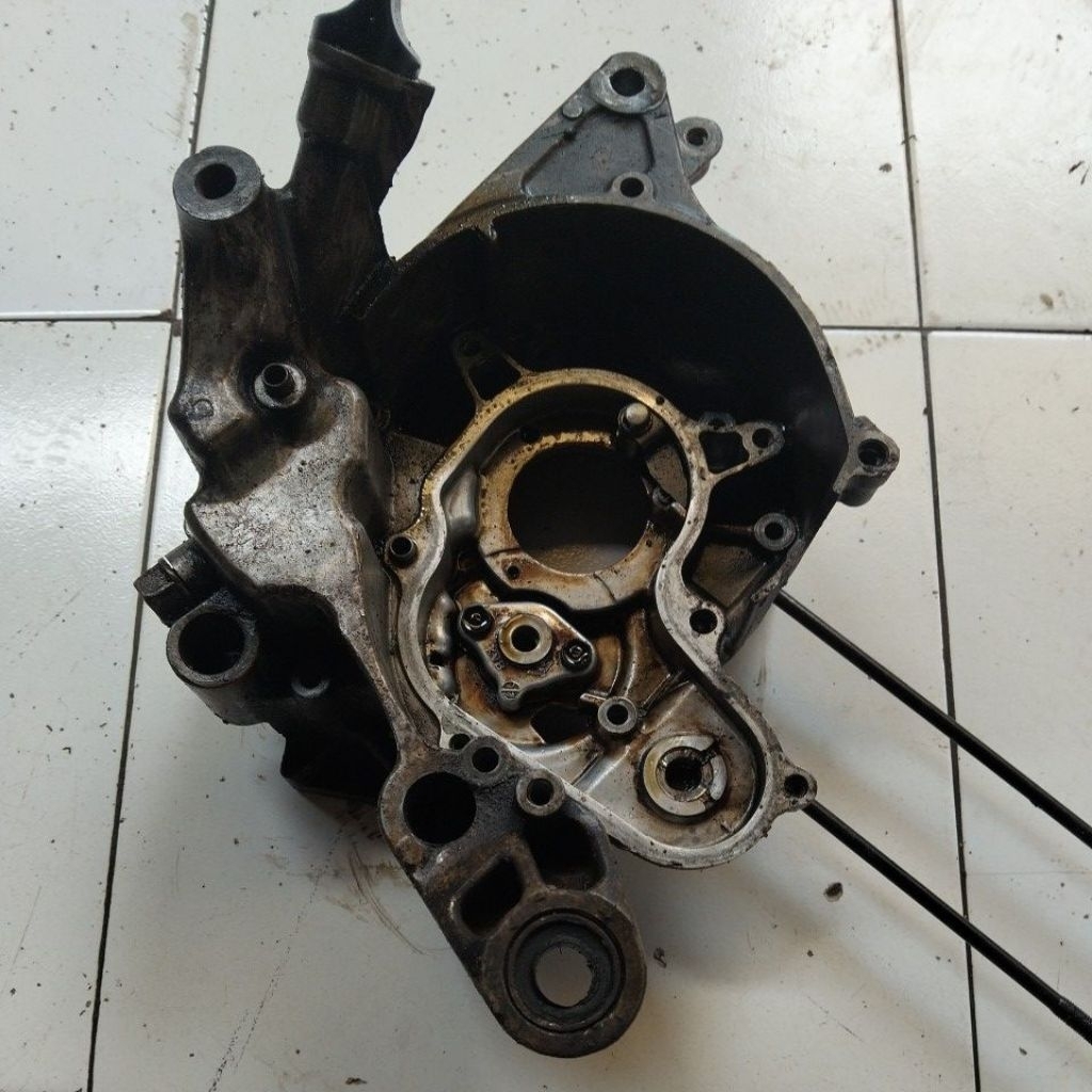 blok mesin Vario karbu sebelah kanan copotan motor