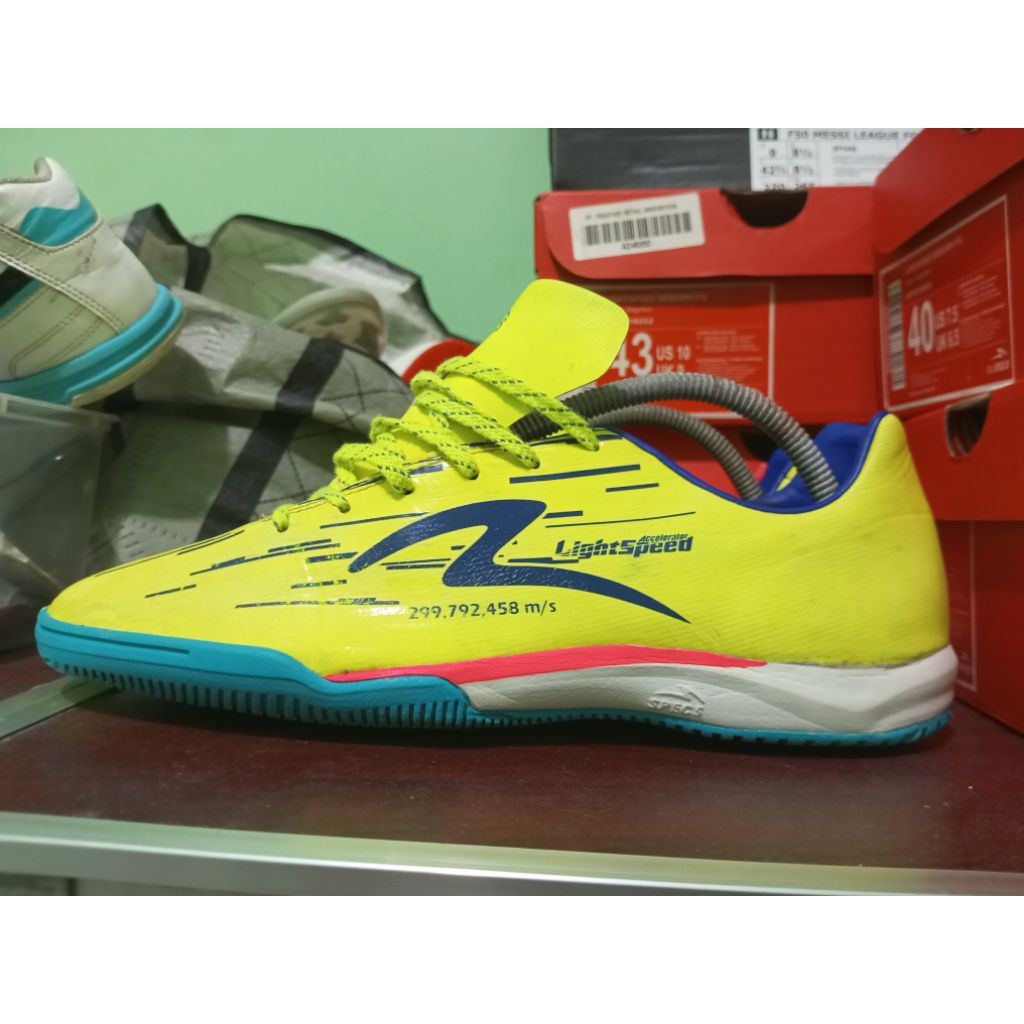 Specs Lightspeed Reborn Safety Yellow Brazilian Boys IN 42 Replace Outsole