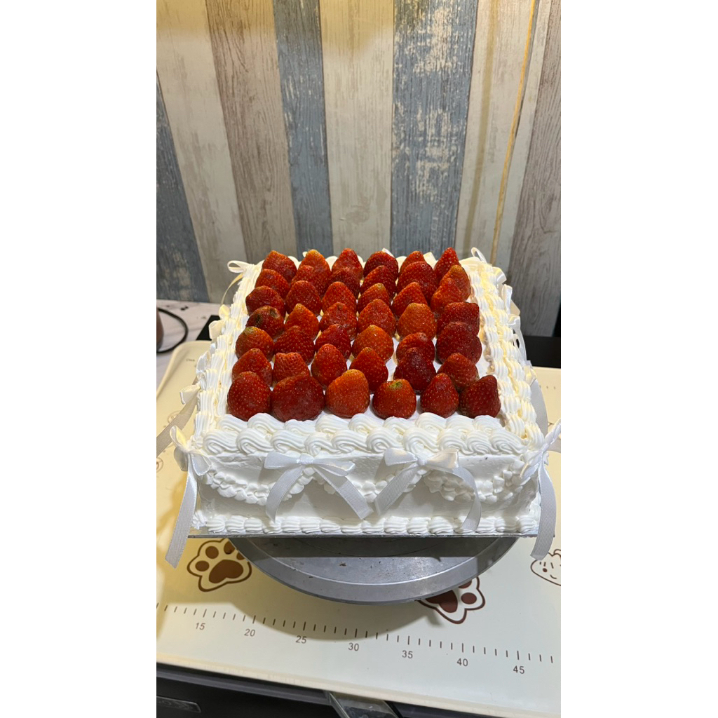 italian wedding cake loyang persegi / italian wedding cake simple /tart wedding