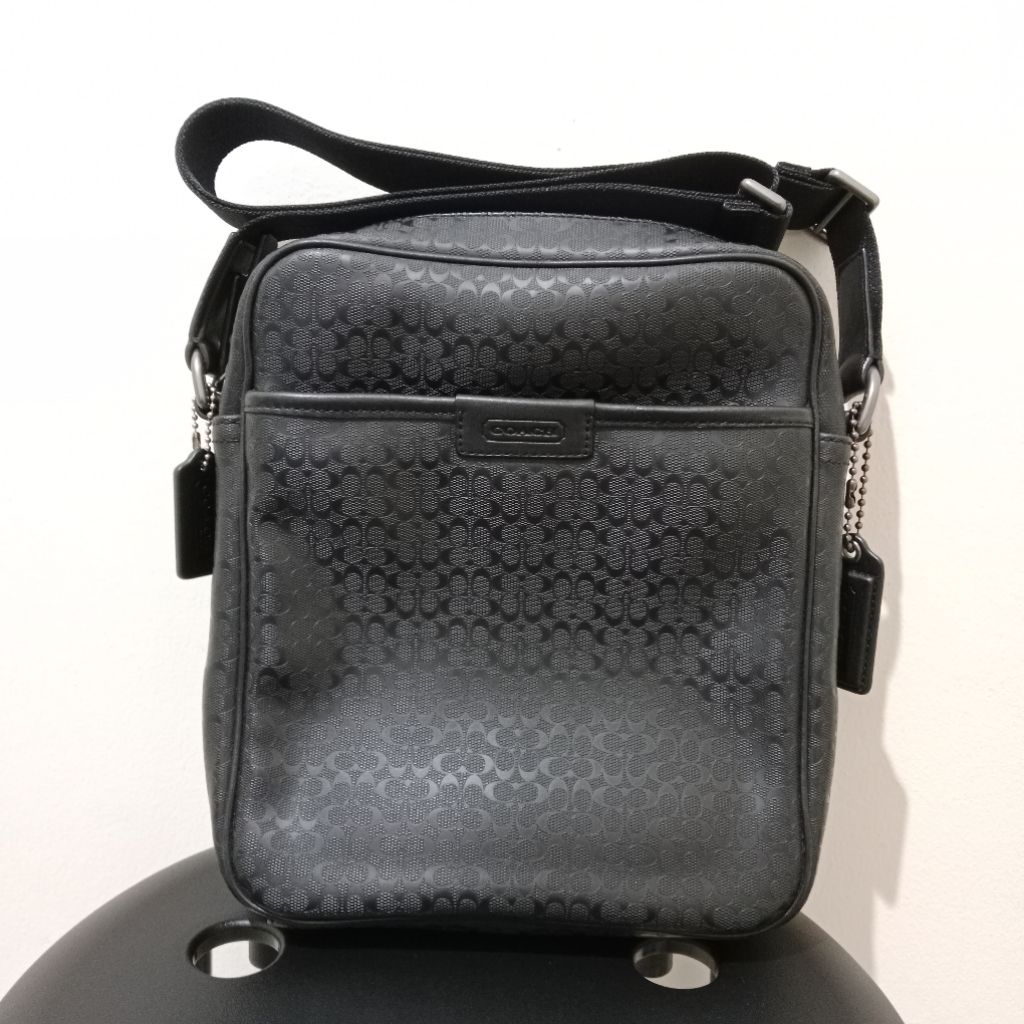 Shoulder Coach Men Flight Bag Black Leather Original Authentic Preloved Mint Condition Tas Kulit Mes