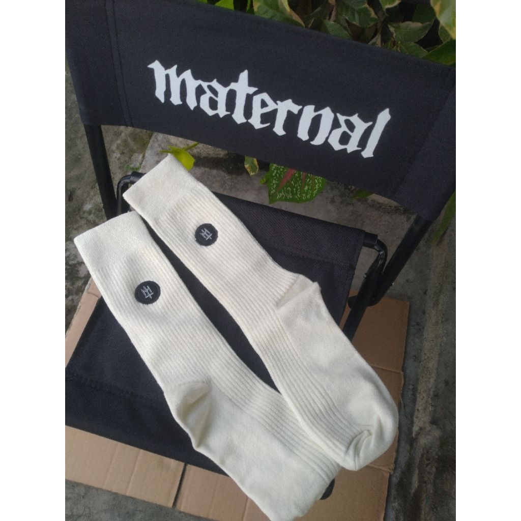 Kaos Kaki Maternal