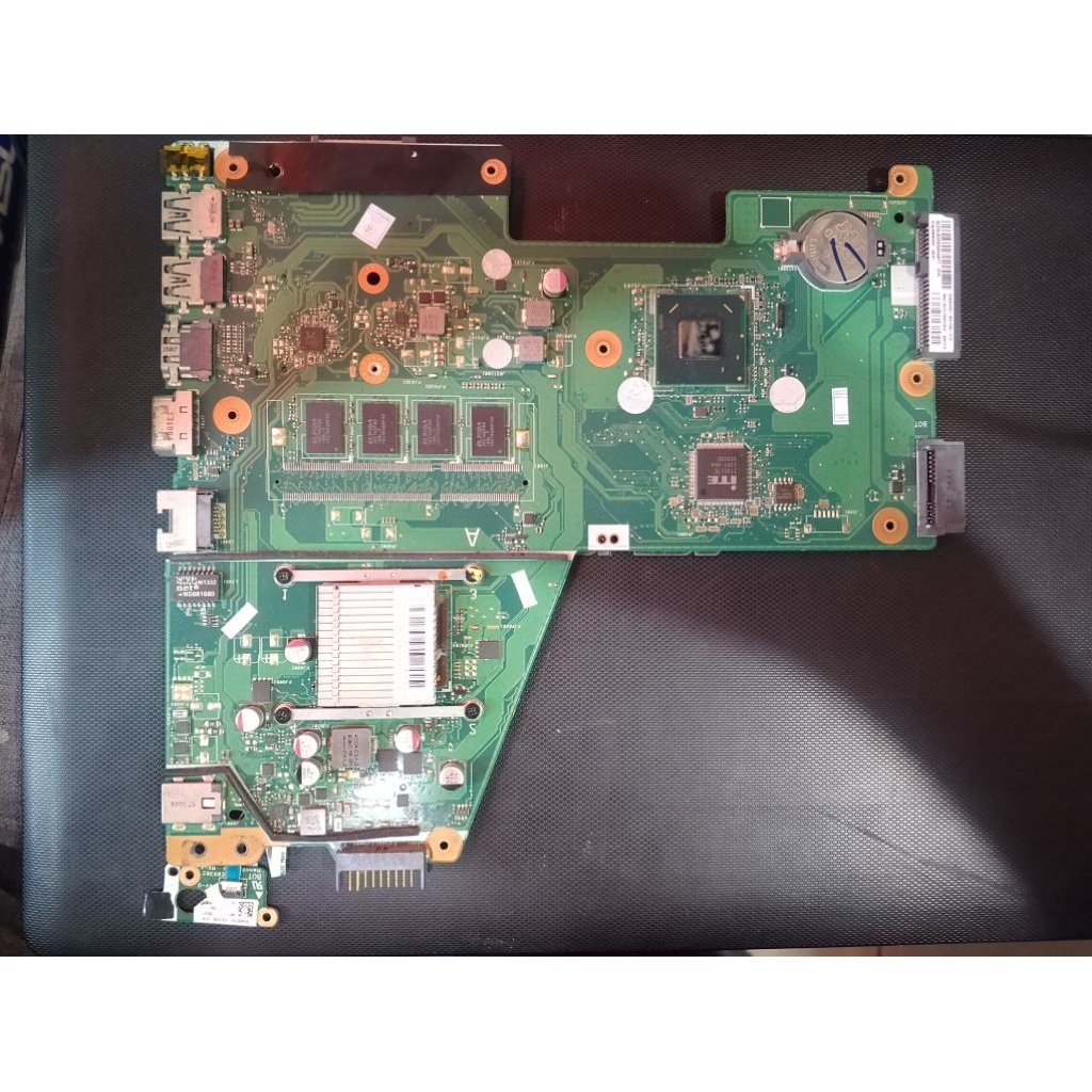 Mainboard Asus X451C + Ram 2gb