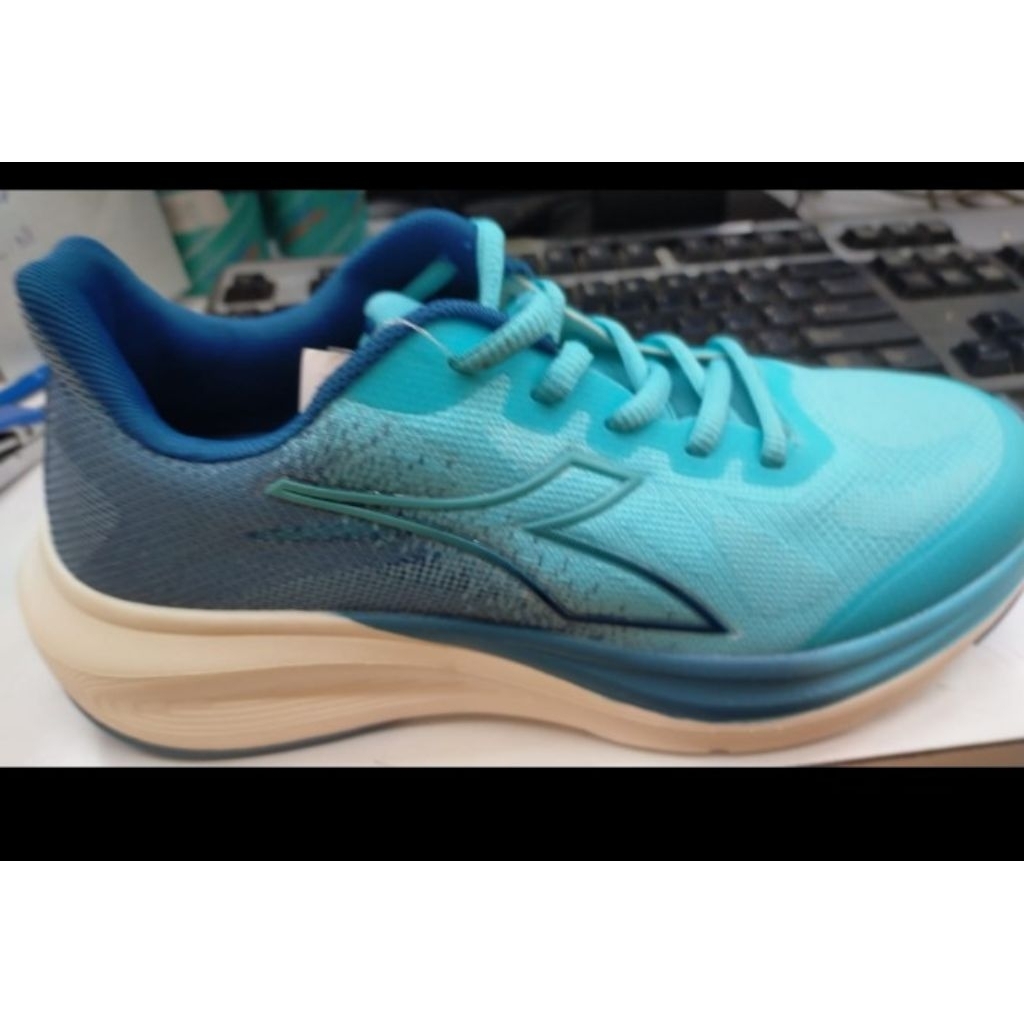 sepatu diadora cewek patsy