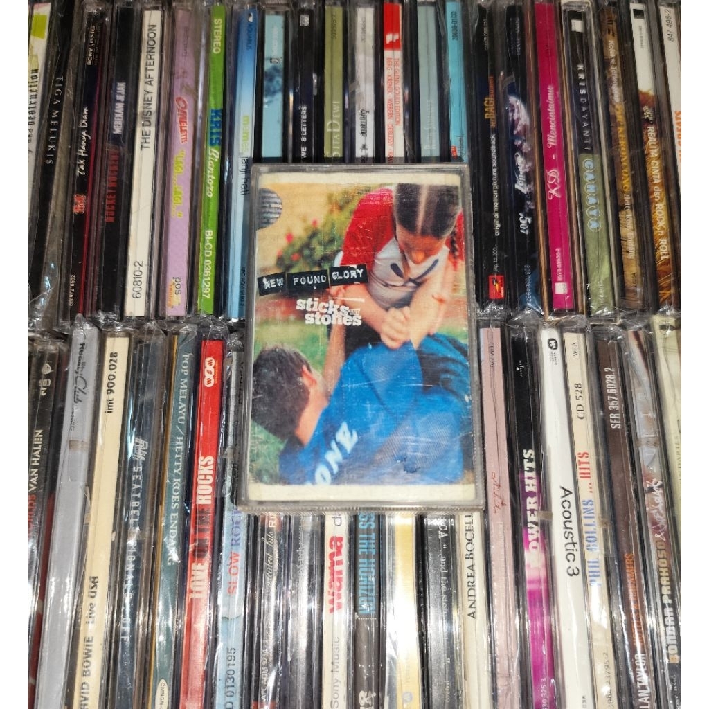 Kaset New Found Glory - Sticks And Stones