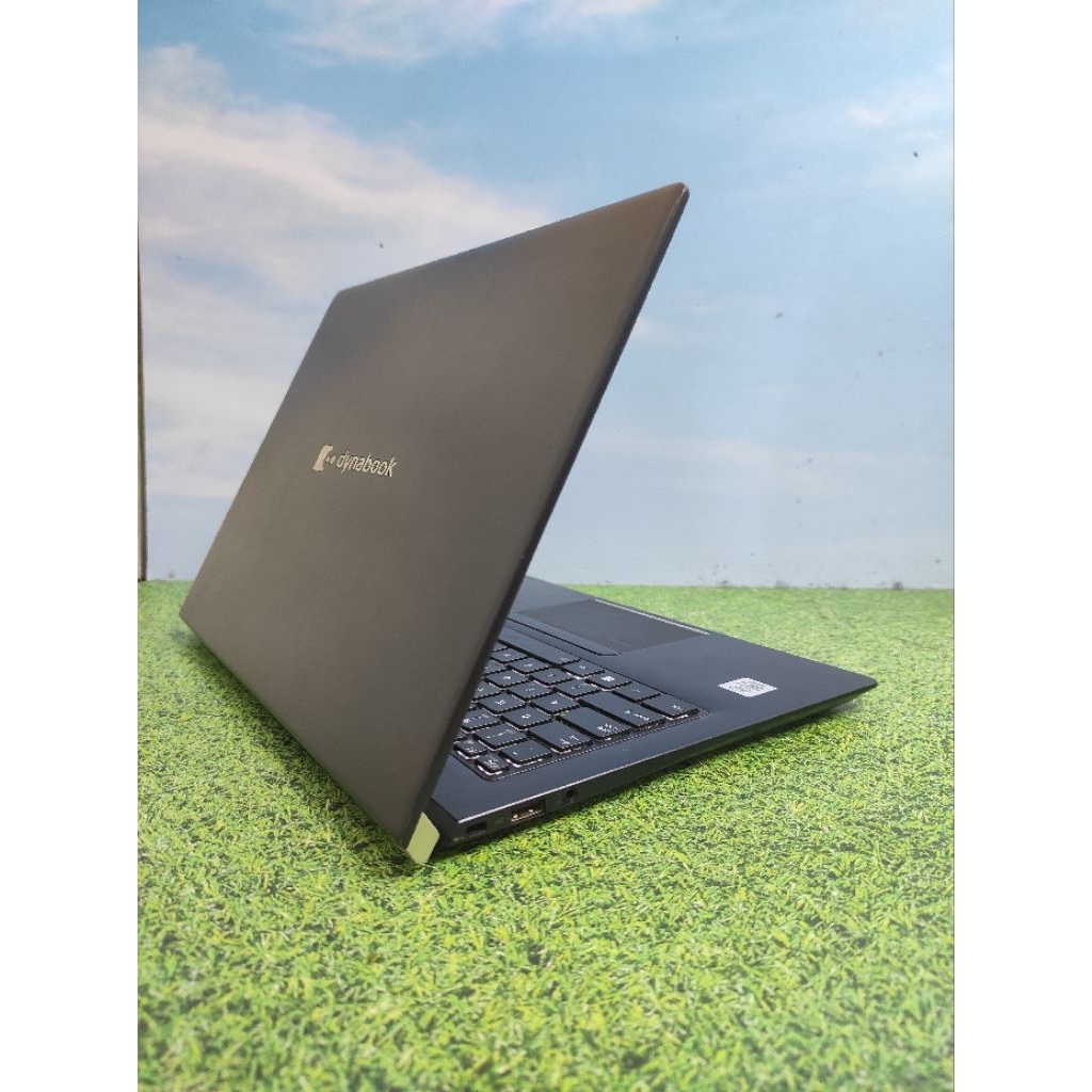 TOSHIBA DYNABOOK X30-G i7-10510U / 16GB RAM / 1TB SSD NVME / RESOLUSI FHD