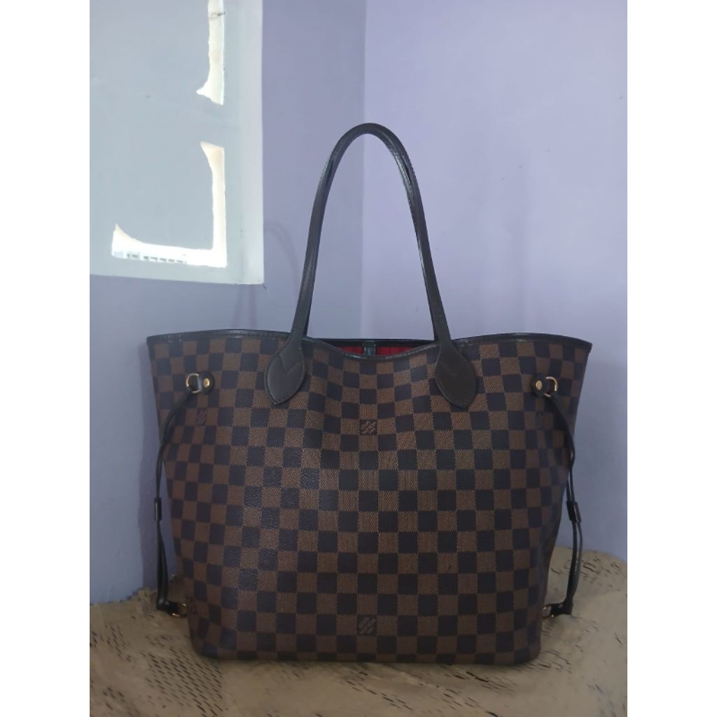 LV Neverfull MM Damier 2009 Preloved