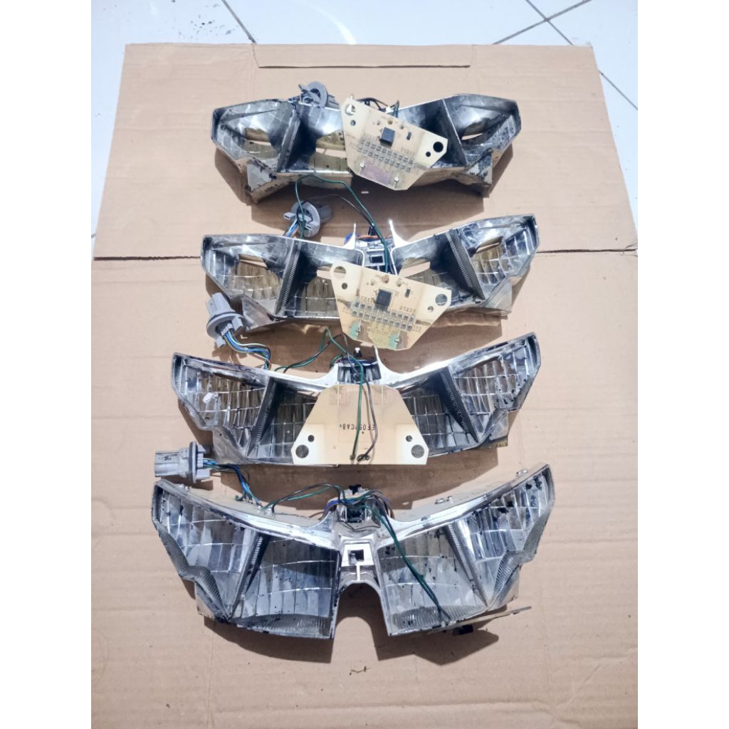 reflektor lampu depan set PCB VARIO OLD 125 LED VARIO 150 LED 2017