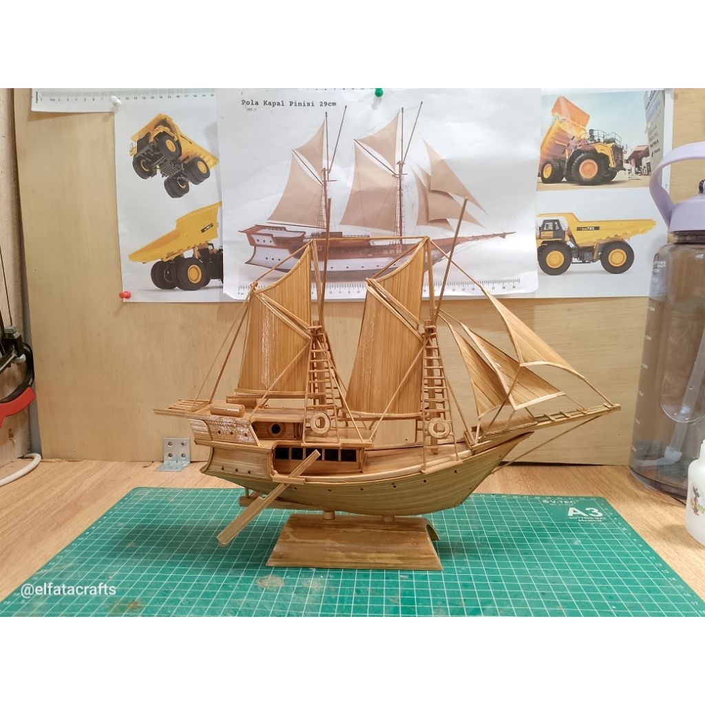 Prakarya Miniatur kapal pinisi bambu