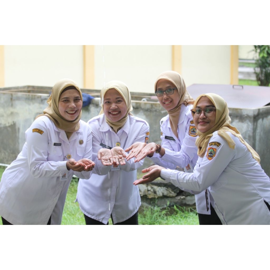 Jasa edit Foto keluarga