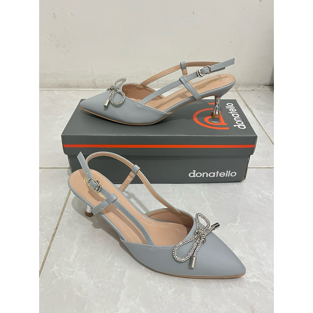 PRELOVED HEELS SEPATU WANITA MERK DONATELLO