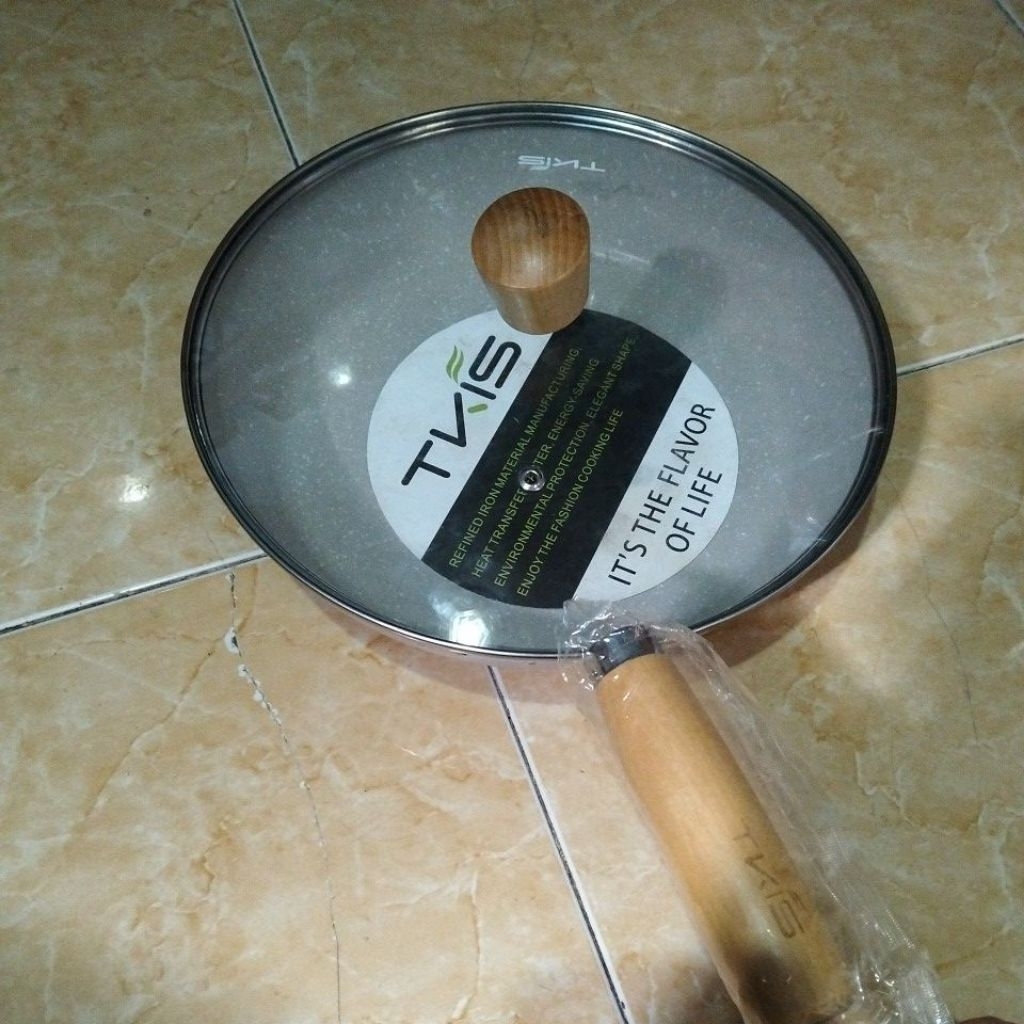 Wajan TKIS dengan tutup new