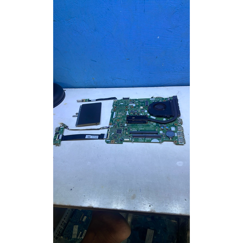 motherboard  dell vostro 14 i3 gen 7