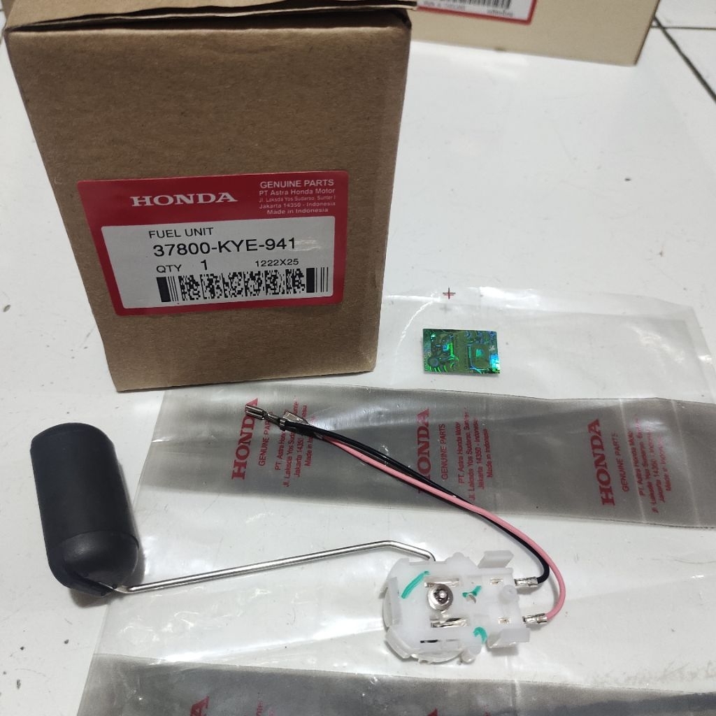 37800-KYE-941 FUEL UNIT Pelampung bensin fuel pump Megapro fi original 37800KYE941 Mega pro New mono