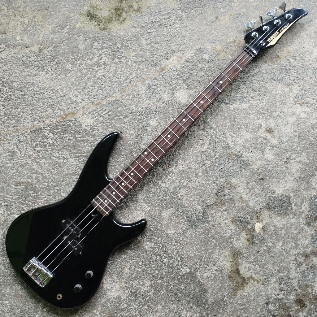 GITAR BASS ORIGINAL YAMAHA RBX100 SECOND MURAH