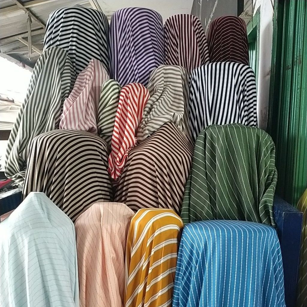 Kain Katun Rayon _Motif salur denim_Katun Rayon motif salur_harga tertera/setengah mtr (0,5 mtr)