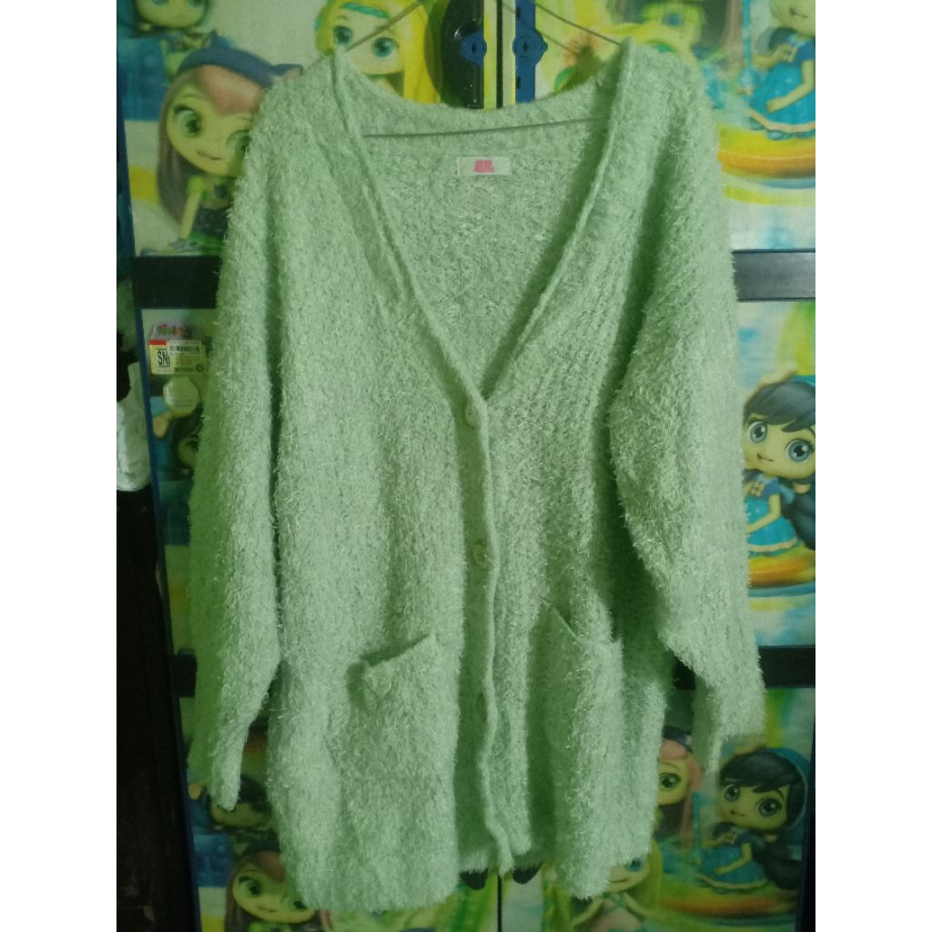 cardigan fuzzy bulu