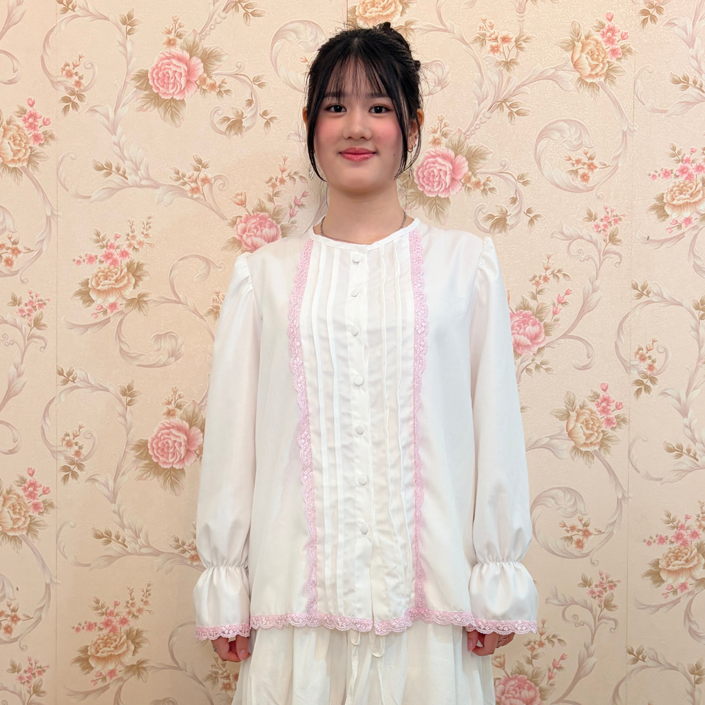 KAMAR MERONA-Namia Blouse-Lace Blouse