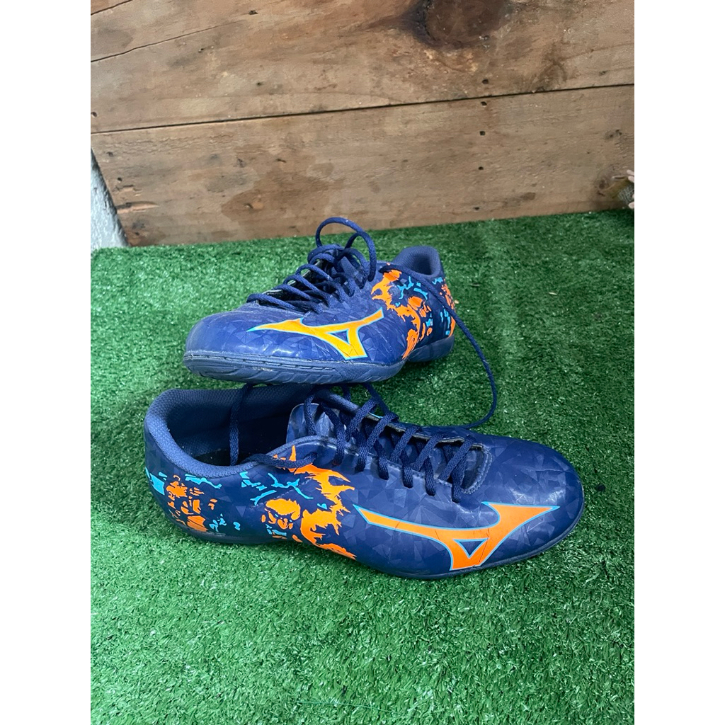 Sepatu Futsal Mizuno ORI