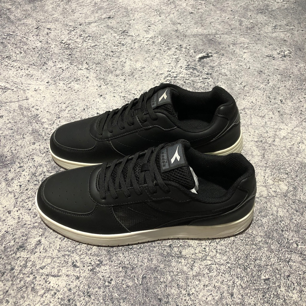SEPATU DIADORA KALINDA LEATHER