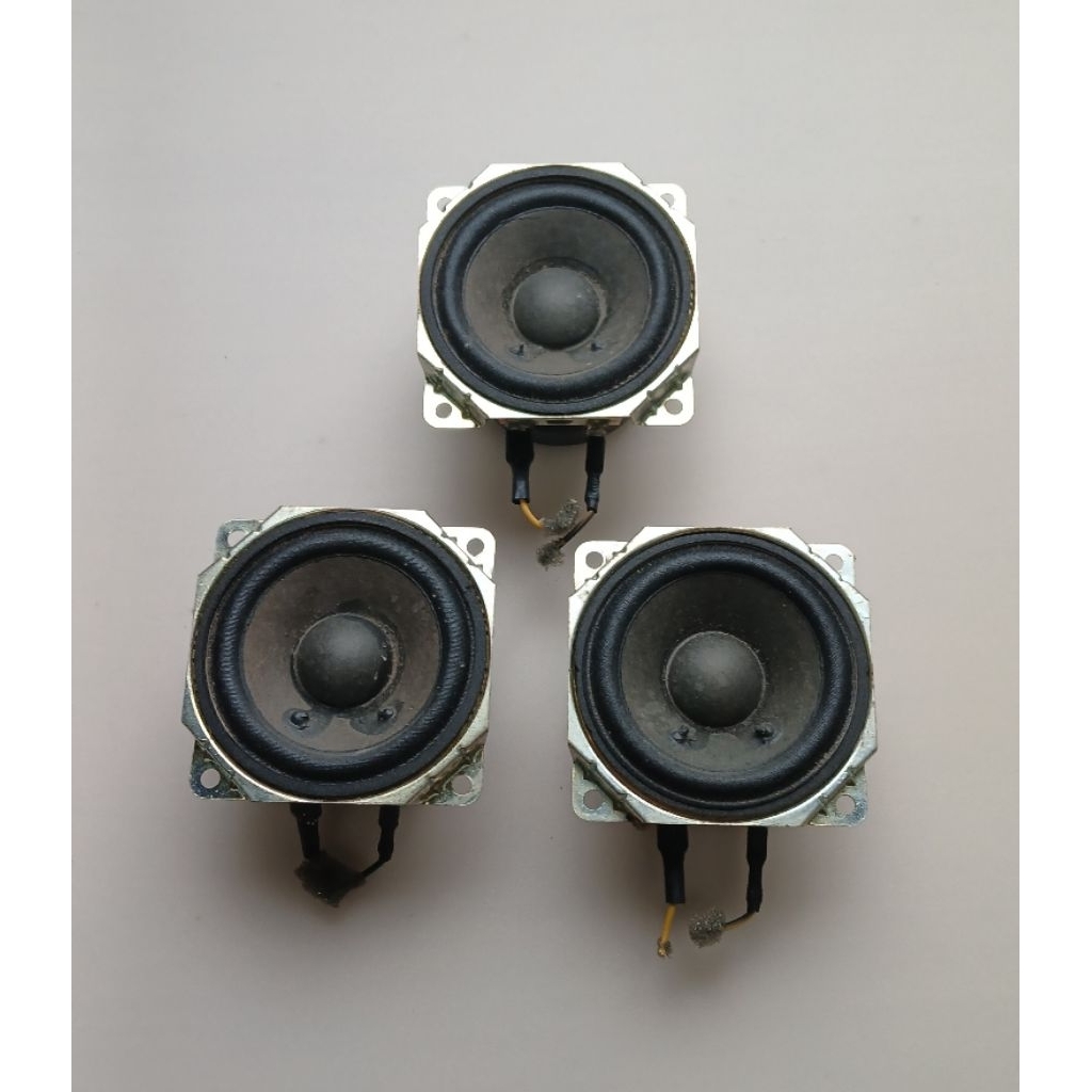 SPEAKER EKS TOWER SHARP MODEL CP-CN830F  2,5 INCH